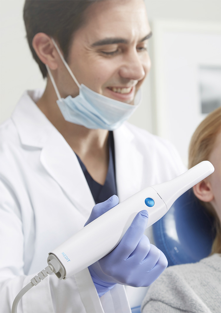 i500 Intraoral Scanner